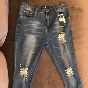 Boohoo - Ripped Knee Pearl Detail Skinny Jean